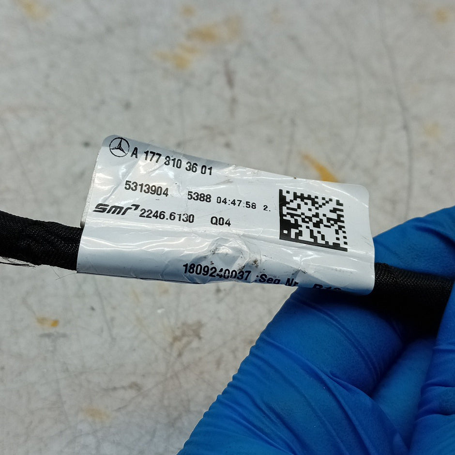 MERCEDES A-CLASS W177 DRIVER SIDE WING MIRROR BLACK A1778103601 PL 2018 ON FMM48