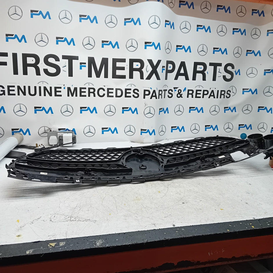 MERCEDES BENZ C-CLASS W206 FRONT GRILL A2068882100 FM001475