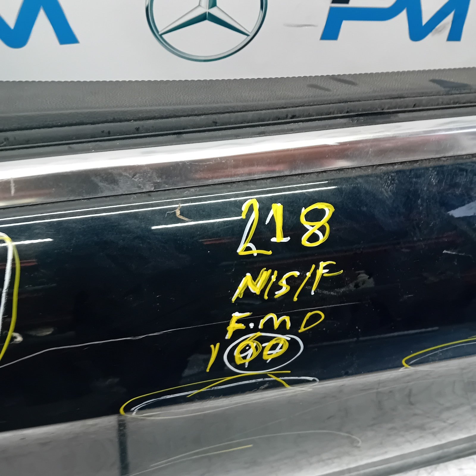 MERCEDES CLS W218 COUPE PASSENGER FRONT DOOR N/S/F BLACK 2011-17 COMPLETE FMD160