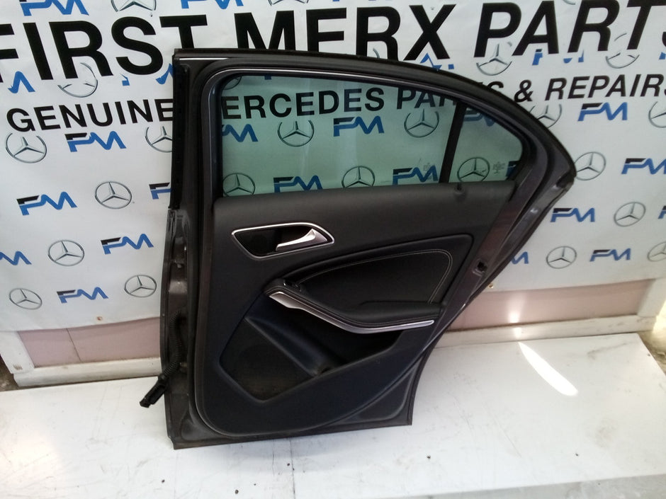 MERCEDES BENZ A CLASS W176 DRIVER SIDE REAR DOOR ( OFF SIDE REAR ) FMD20
