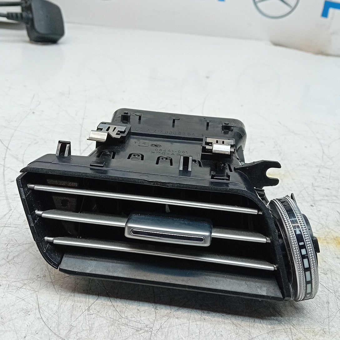 MERCEDES E-CLASS W212 DASHBOARD TRIM WITH AIR VENT 2016 ON A21268303354 FM001543
