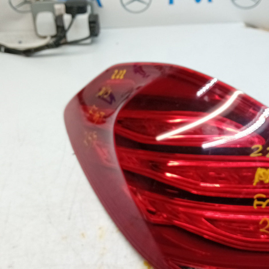 MERCEDES S-CLASS W222 PASSENGER LEFT NS REAR TAIL LIGHT A2229065401 FMT255