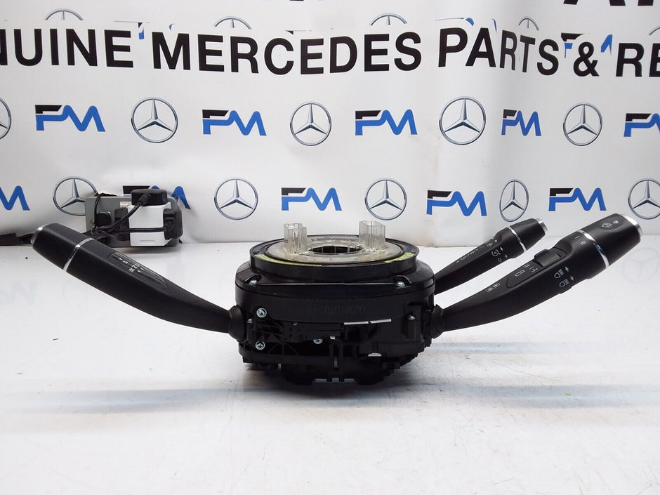 Mercedes  B-CLASS W246 INDICATOR/WIPER GEAR SELECT + SQUIB  2018 FM00536