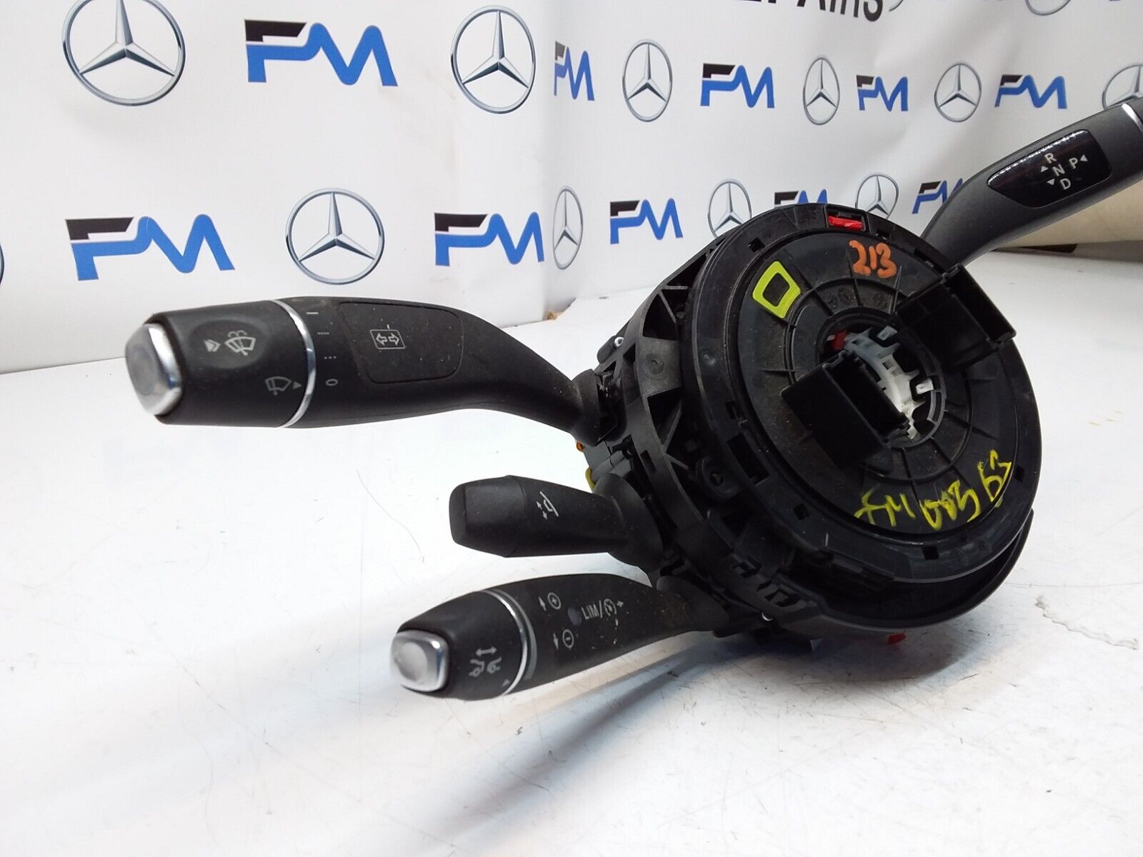 Mercedes E-CLASS W213 INDICATOR/WIPER GEAR SELECT + SQUIB  2016 FM00563