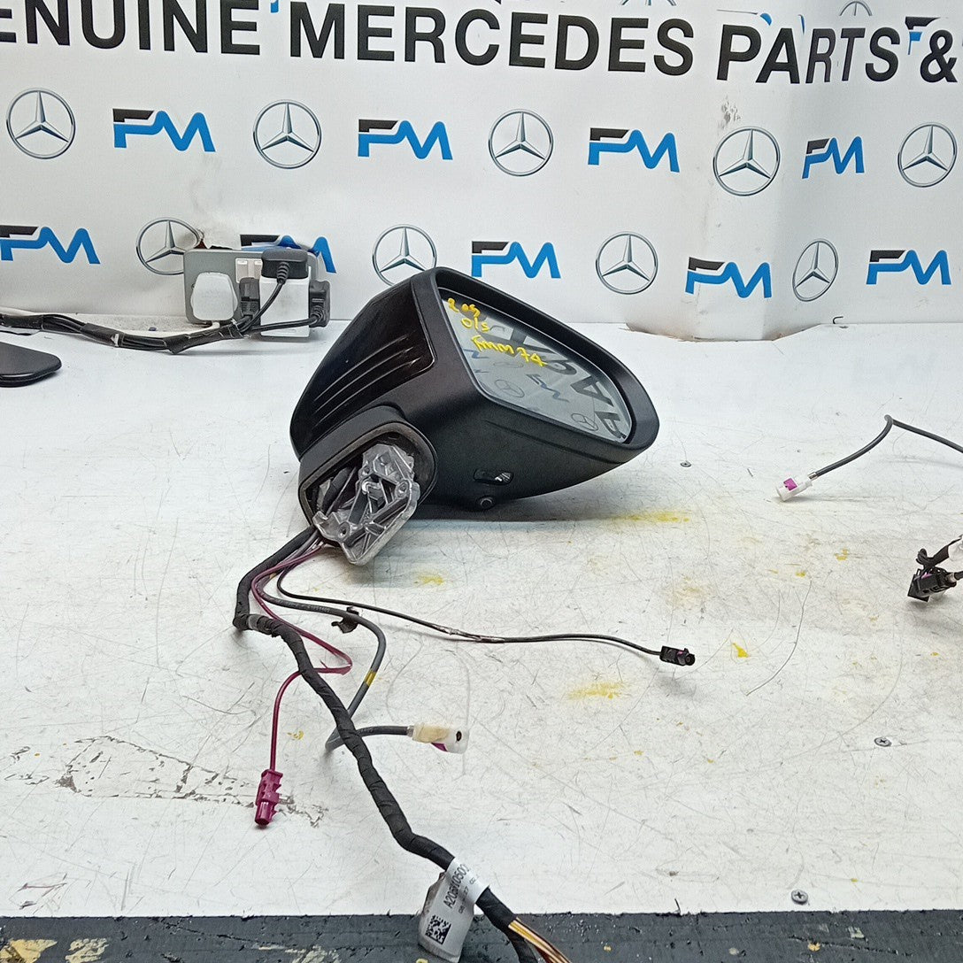 MERCEDES C-CLASS W205 DRIVER WING MIRROR OSF BLACK PL CAMERA A2058105001 FMM74