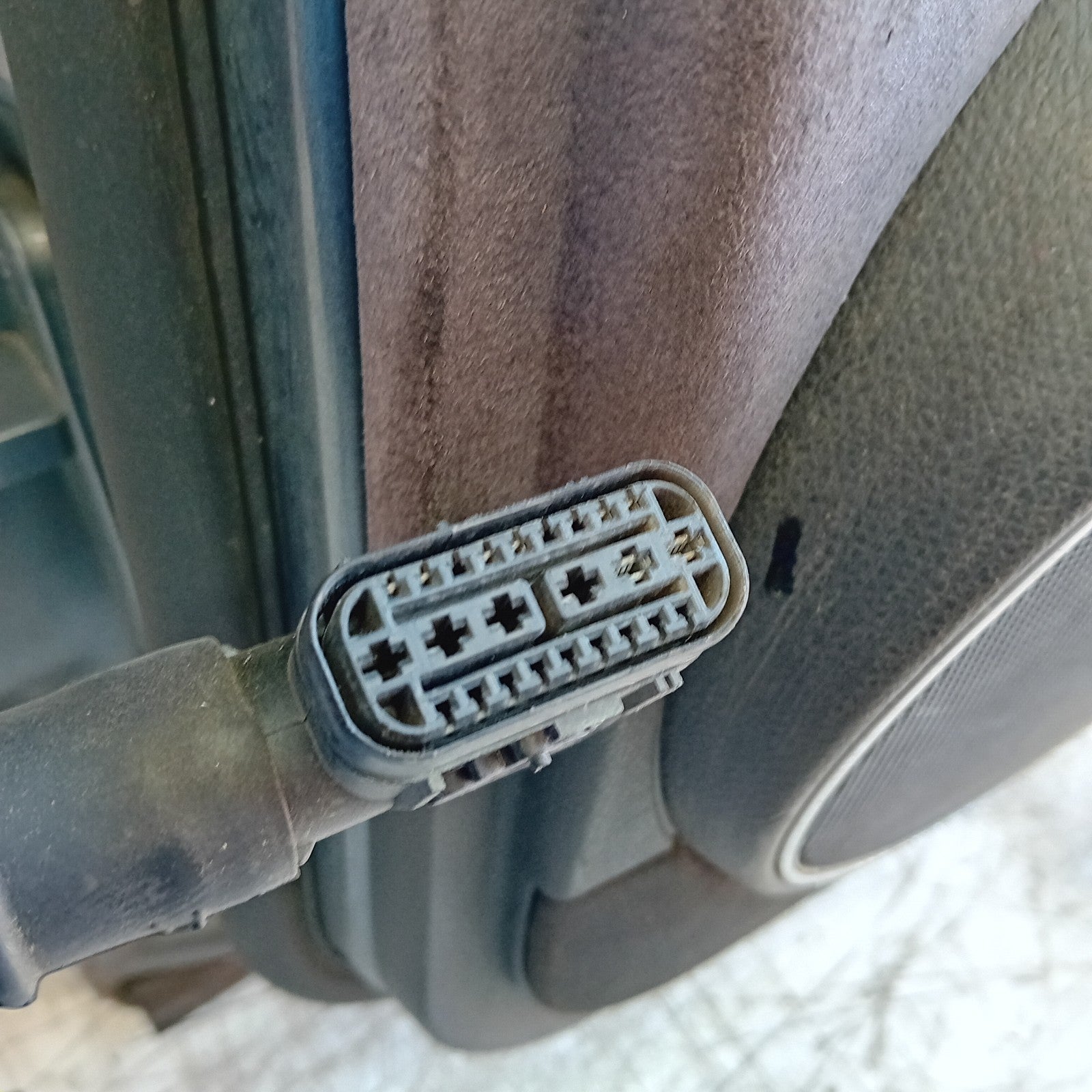MERCEDES C-CLASS S204 EST DRIVER REAR DOOR OSR GREY 2008-14 FMD457