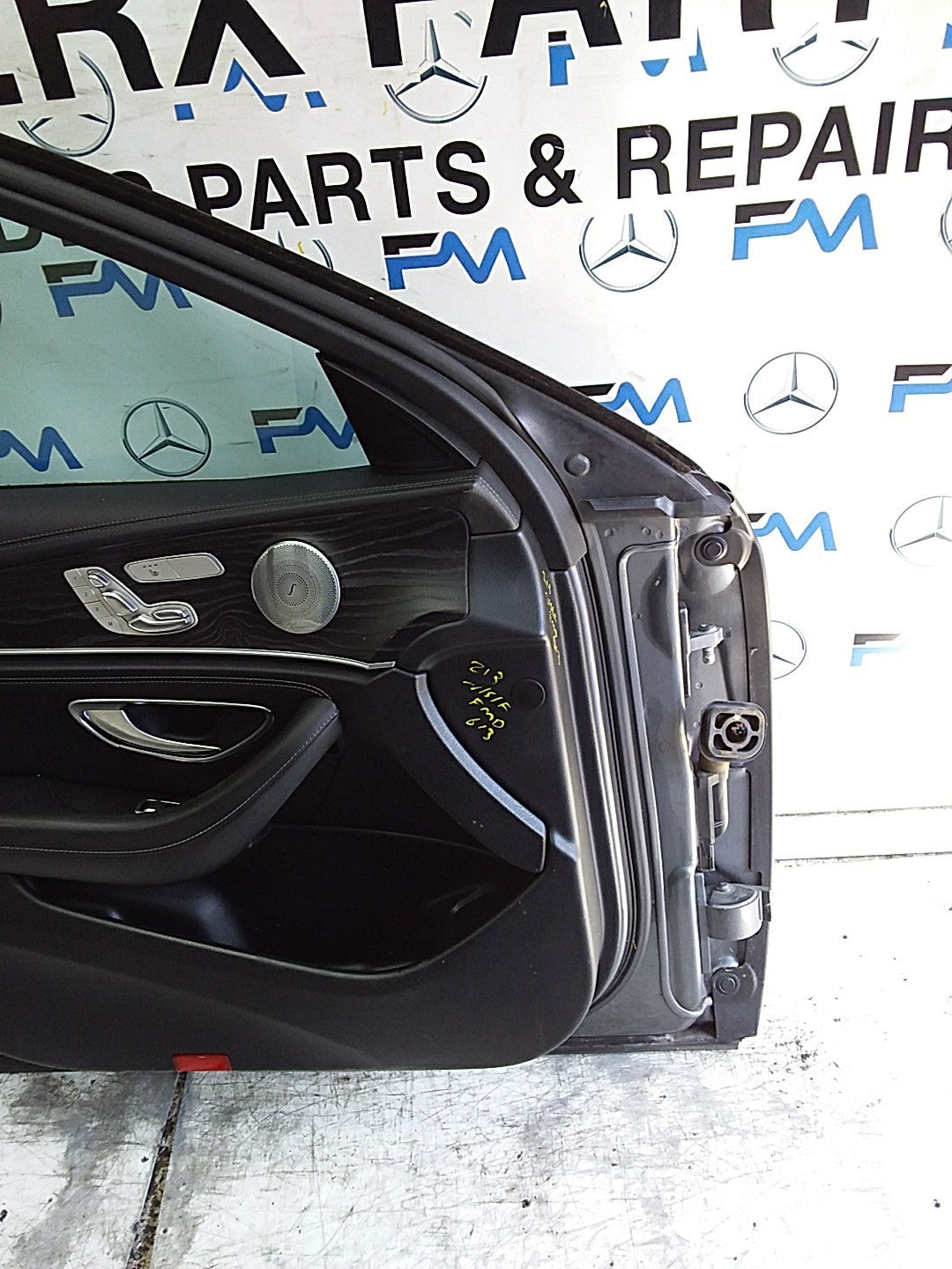 MERCEDES E-CLS W213 SLN PASSENGER FRONT DOOR NSF GREY 2016-23 COMPLETE FMD613