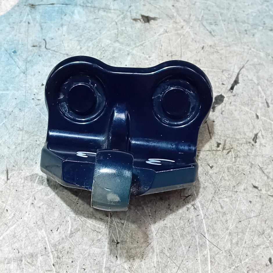 DOOR HINGE MERCEDES W176 REAR RIGHT O/S TOP UPPER BLUE A046572
