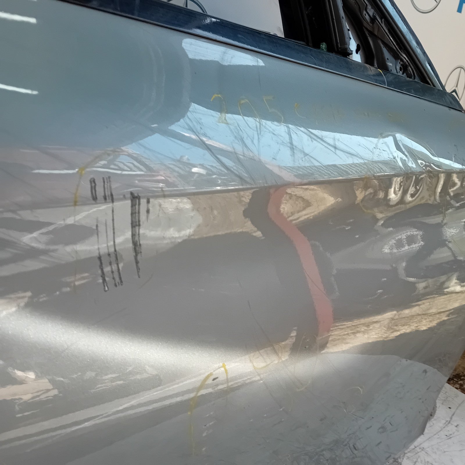 MERCEDES C-CLASS W205 DRIVER FRONT DOOR OSF SILVER 2014 ON COMPLETE FMD293