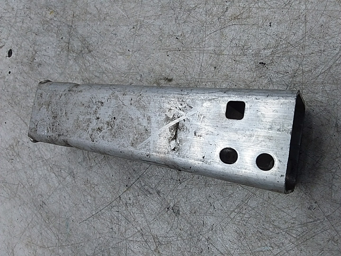 MERCEDES C-CLASS  W205 LOWER REINFORCEMENT CRASH ABSORBER BAR A2056203701 FMR363