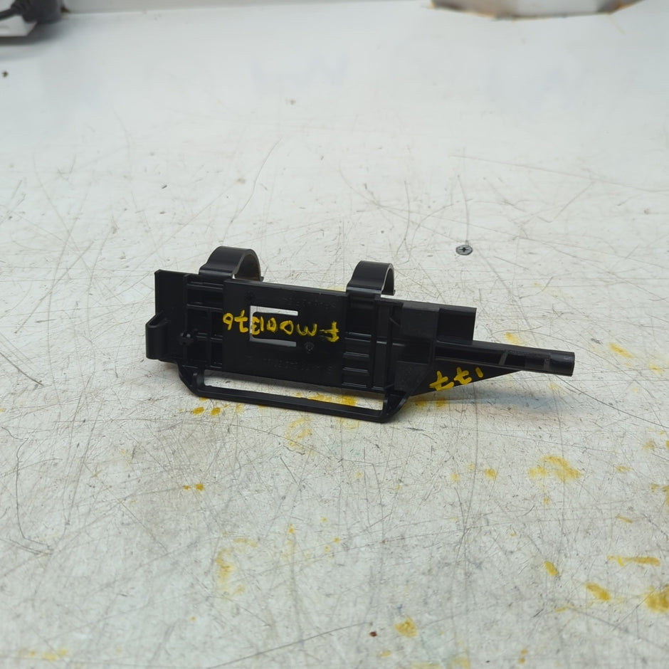 MERCEDES A-CLASS W177 AMBIENT LIGHT CONTROL UNIT BRACKET A1775455700 FM001376