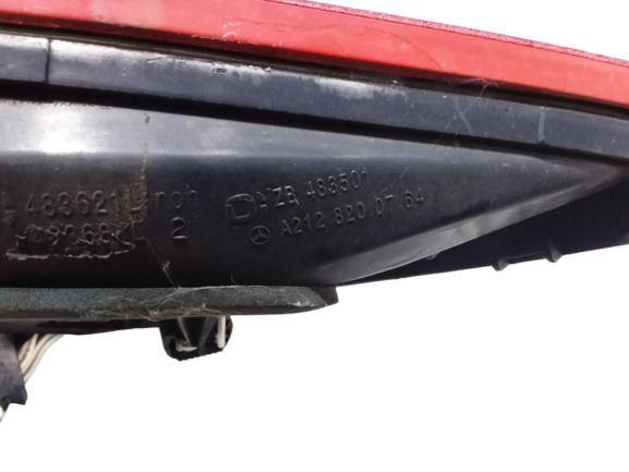 MERCEDES E CLASS W212 PASSENGER SIDE REAR LIGHT A2128200761 FM67 2016-21