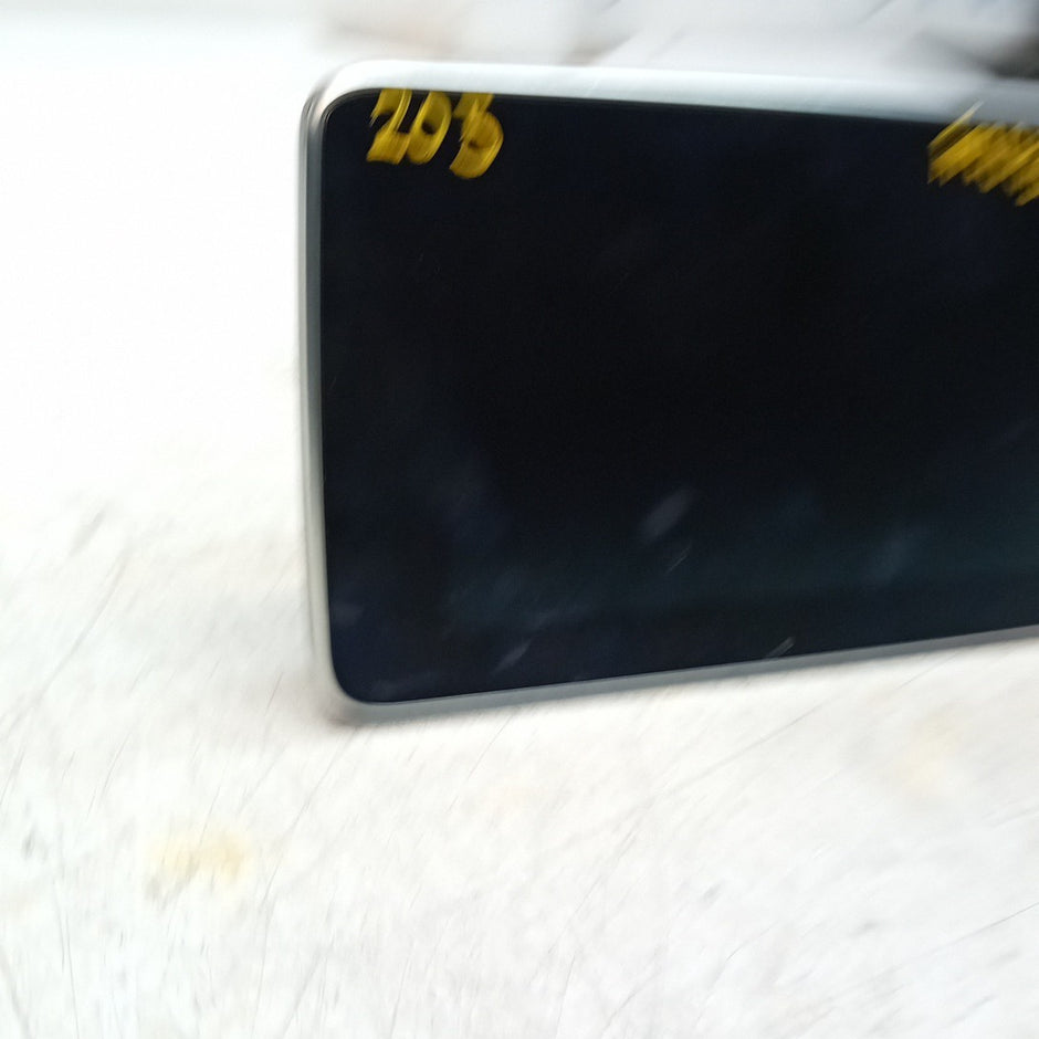 MERCEDES BENZ C-CLASS W205  DISPLAY SCREEN A2059002211 2014 ON FM001650