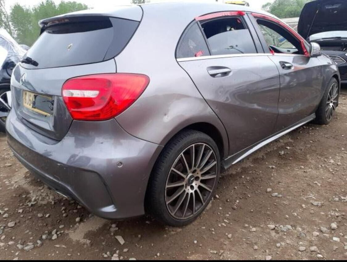 MERCEDES BENZ A-CLASS W176 - BREAKING / FRONT & REAR BUMPER AND WINGS