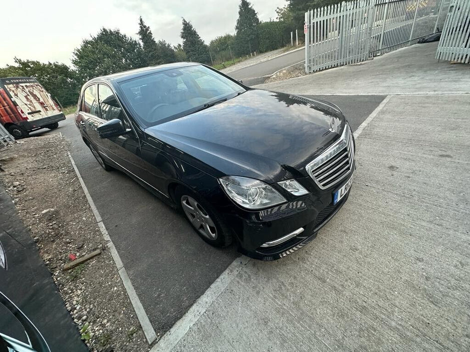MERCEDES BENZ E-CLASS W212  BREAKING/DOORS ( N.S.F , O.S.F , N.S.R & O.S.R )