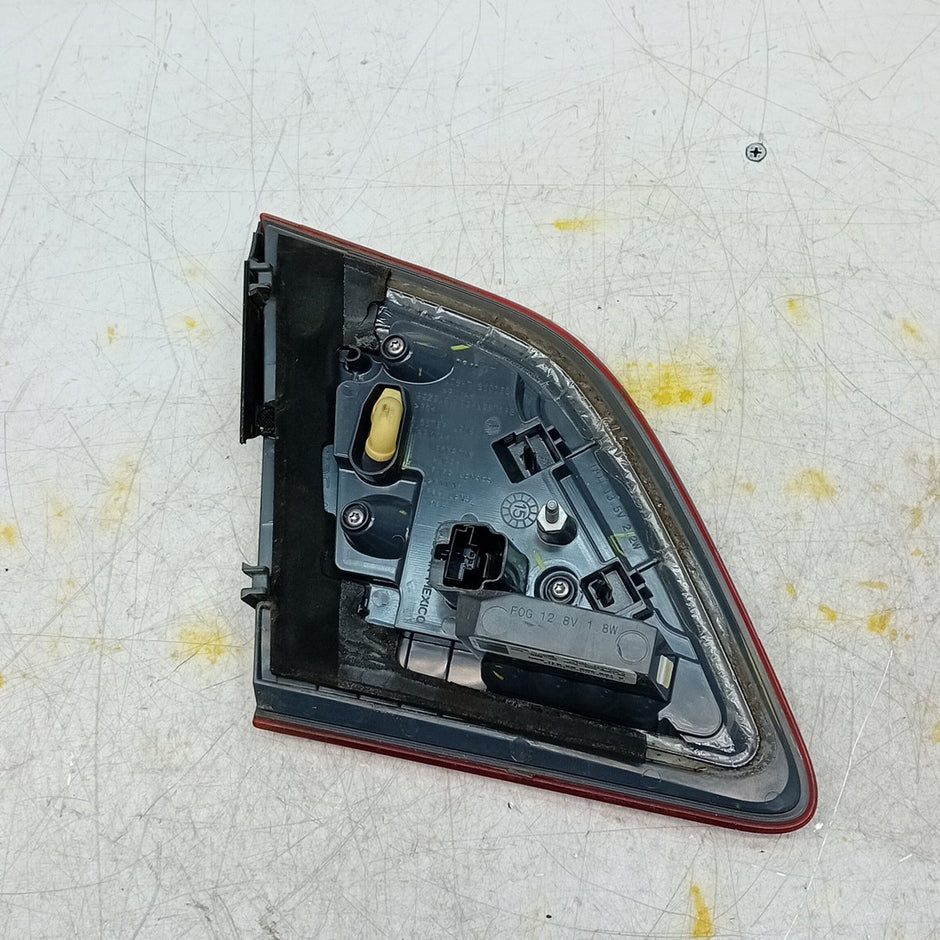 MERCEDES GLS W166 DRIVER RIGHT REAR TAIL LIGHT A1669066201 2017 FMT290