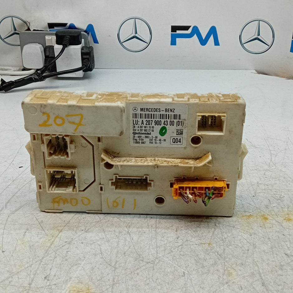 MERCEDES BENZ E-CLASS A207 CONVERTIBLE ROOF CONTROL MODULE A2079004300 FM001611