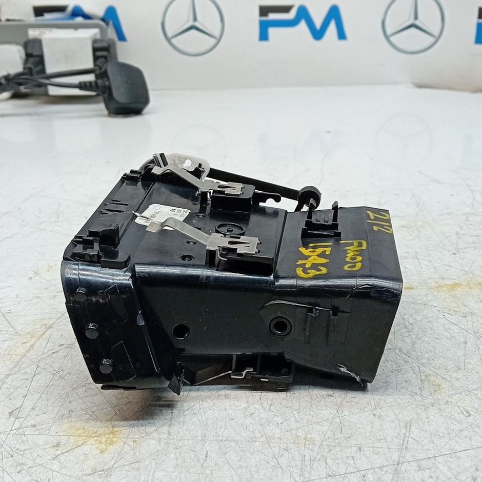 MERCEDES E-CLASS W212 DASHBOARD TRIM WITH AIR VENT 2016 ON A21268303354 FM001543