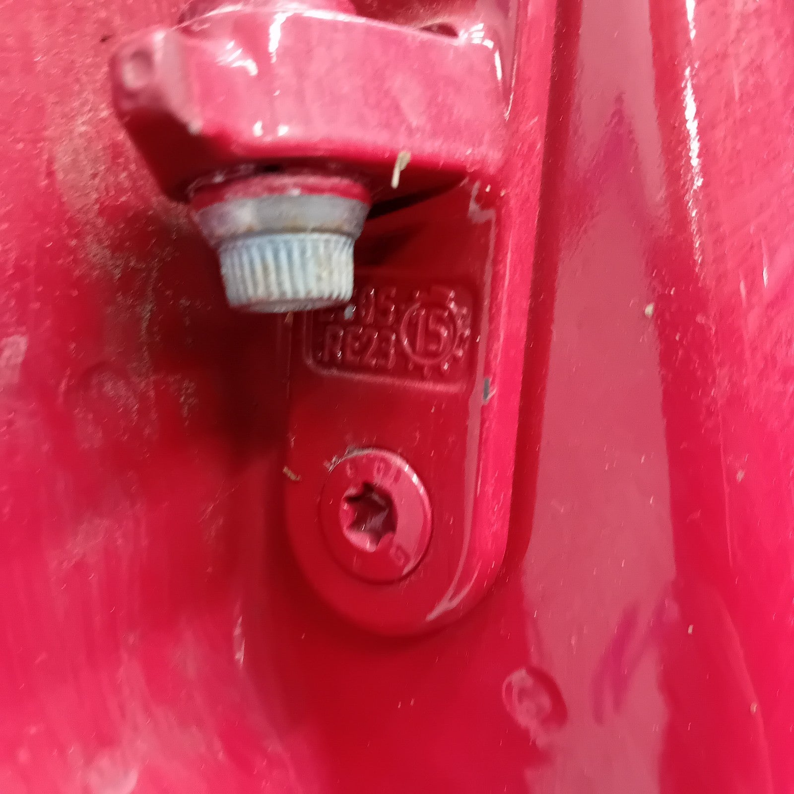 MERCEDES BENZ  A-CLASS W176 DRIVER SIDE REAR DOOR O/S/R RED COMPLETE FMD136