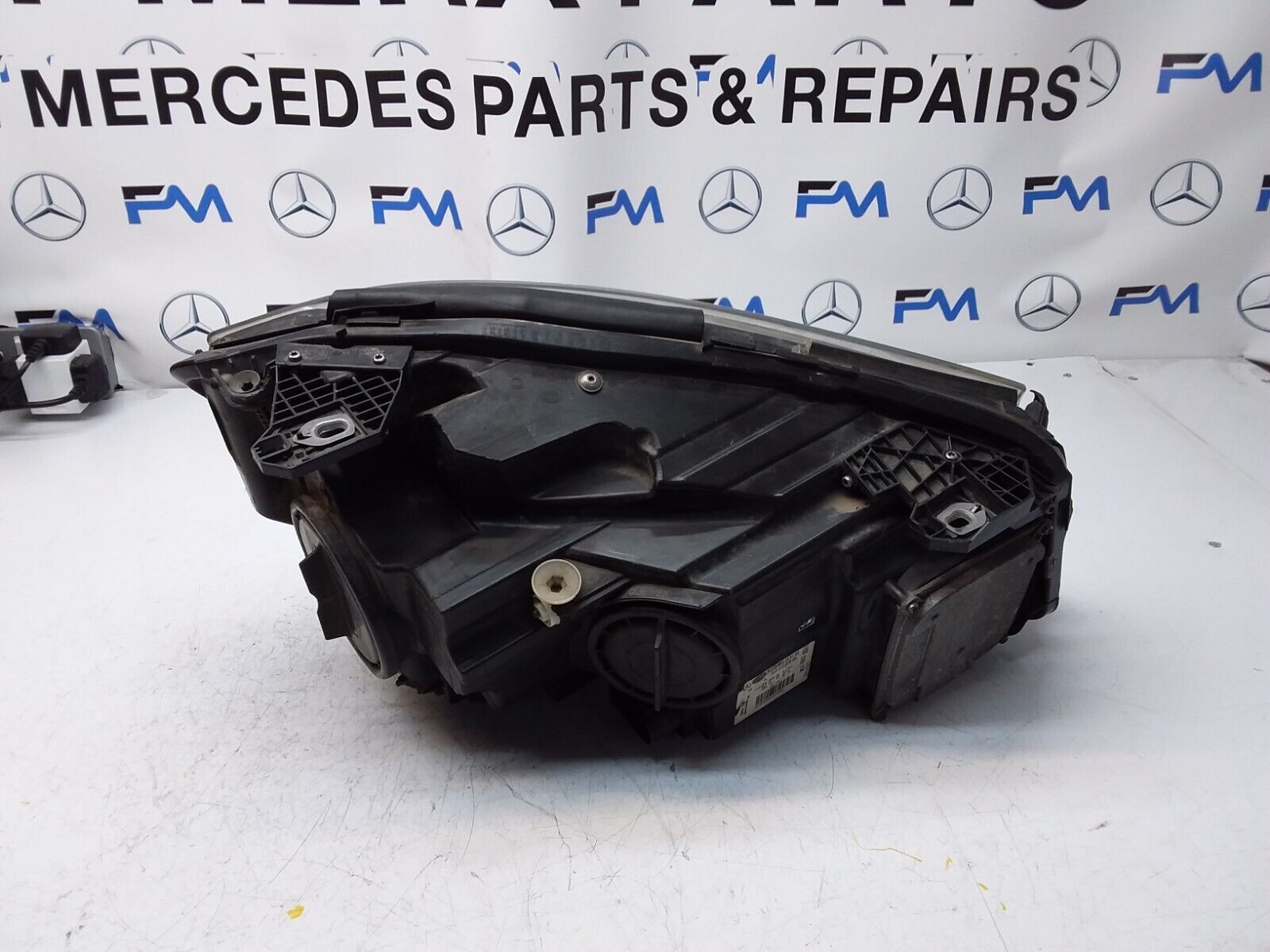 2012 MERCEDES A-CLASS W176 HEADLIGHT PASSENGER NS A1768204461 FMH112 