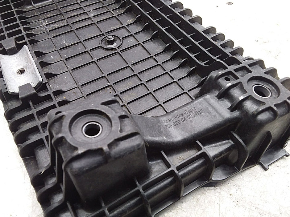 MERCEDES C-CLS W206 BATTERY HOLDER TRAY A2066206400 FMR227
