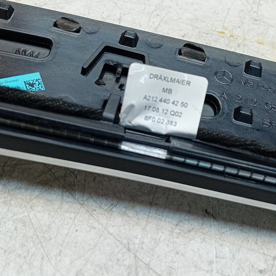 MERCEDES BENZ  E-CLASS W212 DASHBOARD  TRIM PANEL 2016 A212680XX93 FM001545