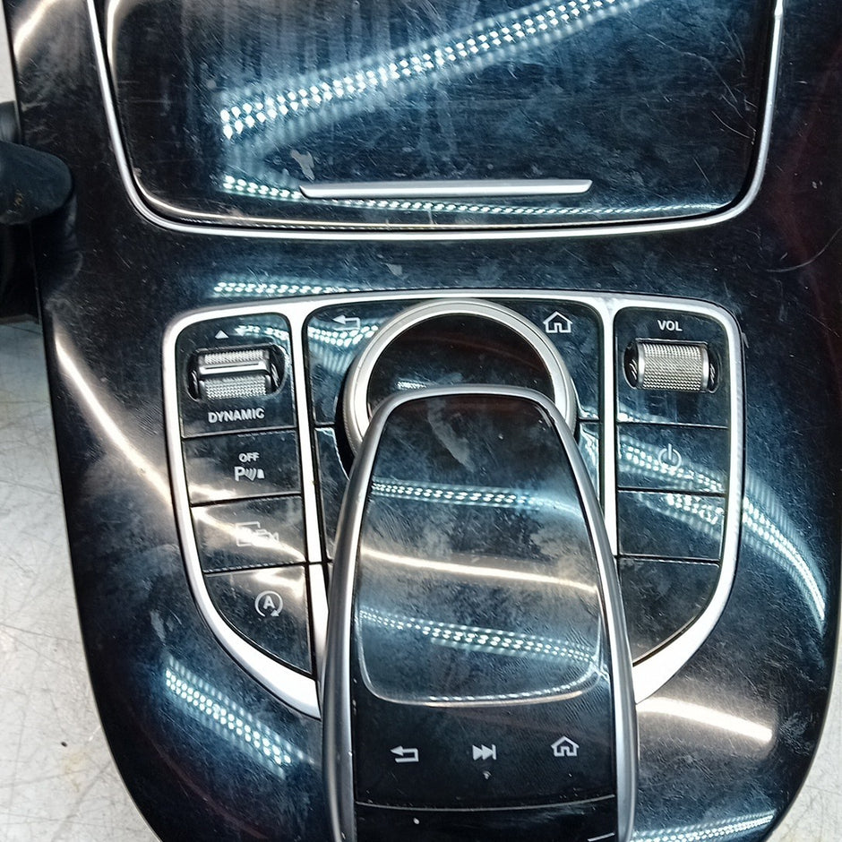 MERCEDES E-CLASS W213 CLIMATE & CENTRE CONSOLE A2138100815  COMPLETE FM001313