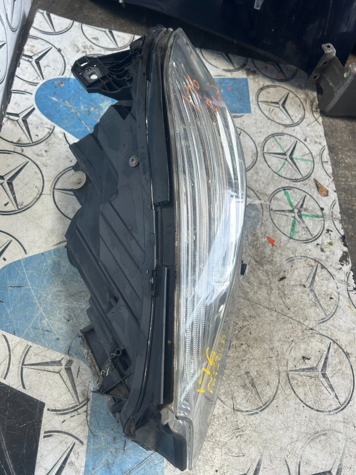 MERCEDES BENZ A CLASS W176 2013-2018  HEADLIGHT LEFT SIDE A1768202961 FMH41