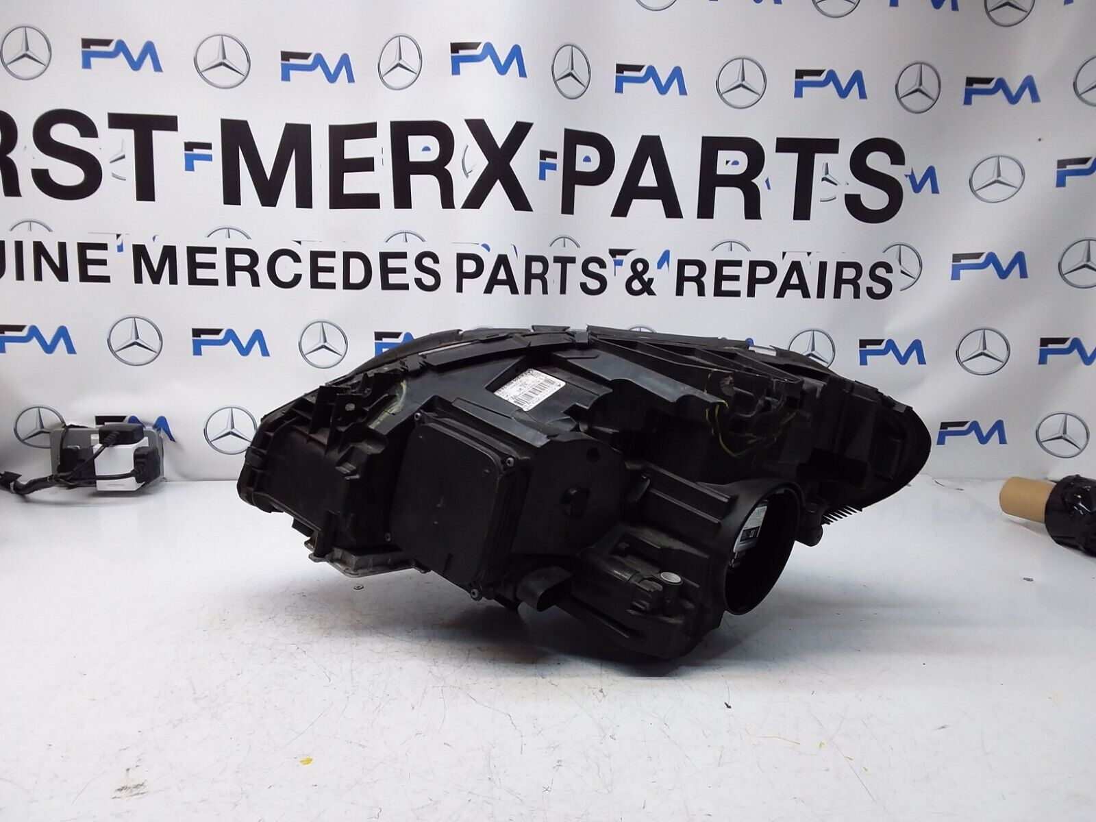 2013 MERCEDES B-CLASS W246 HEADLIGHT DRIVER OS A2468207461 FMH123 (DAMAGED)