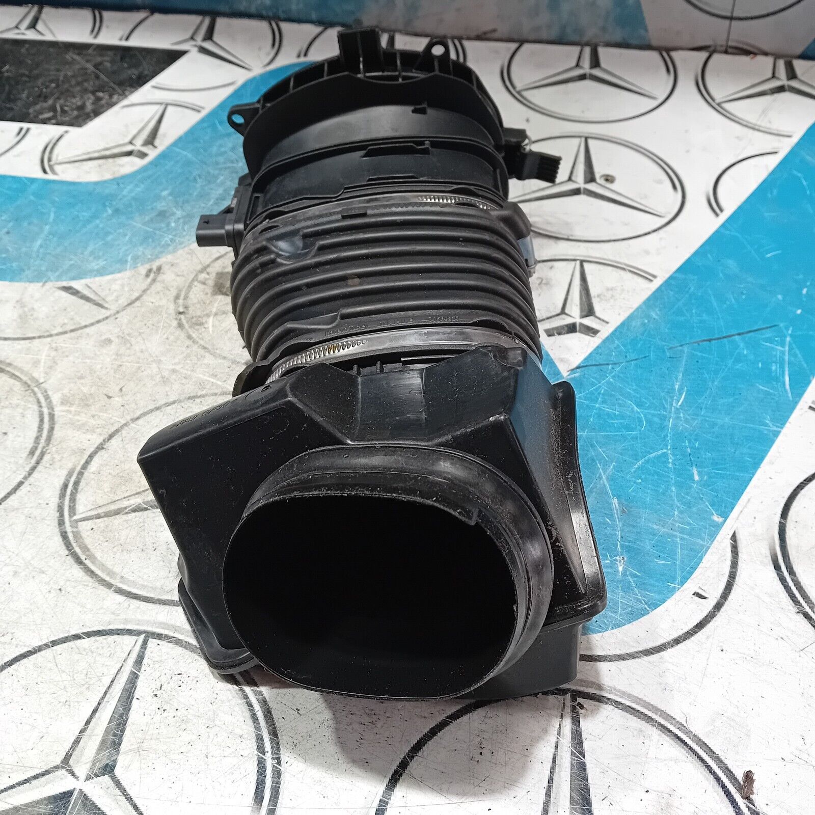 MERCEDES E CLASS AIR DUCT PIPE HOSE A6540901200  W213 2015 - 2023