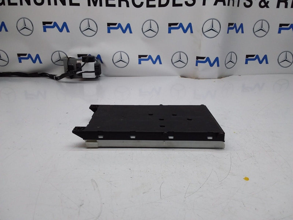 Mercedes GLA W156 SAM Signal Control Module Unit A1569005303 FM00347