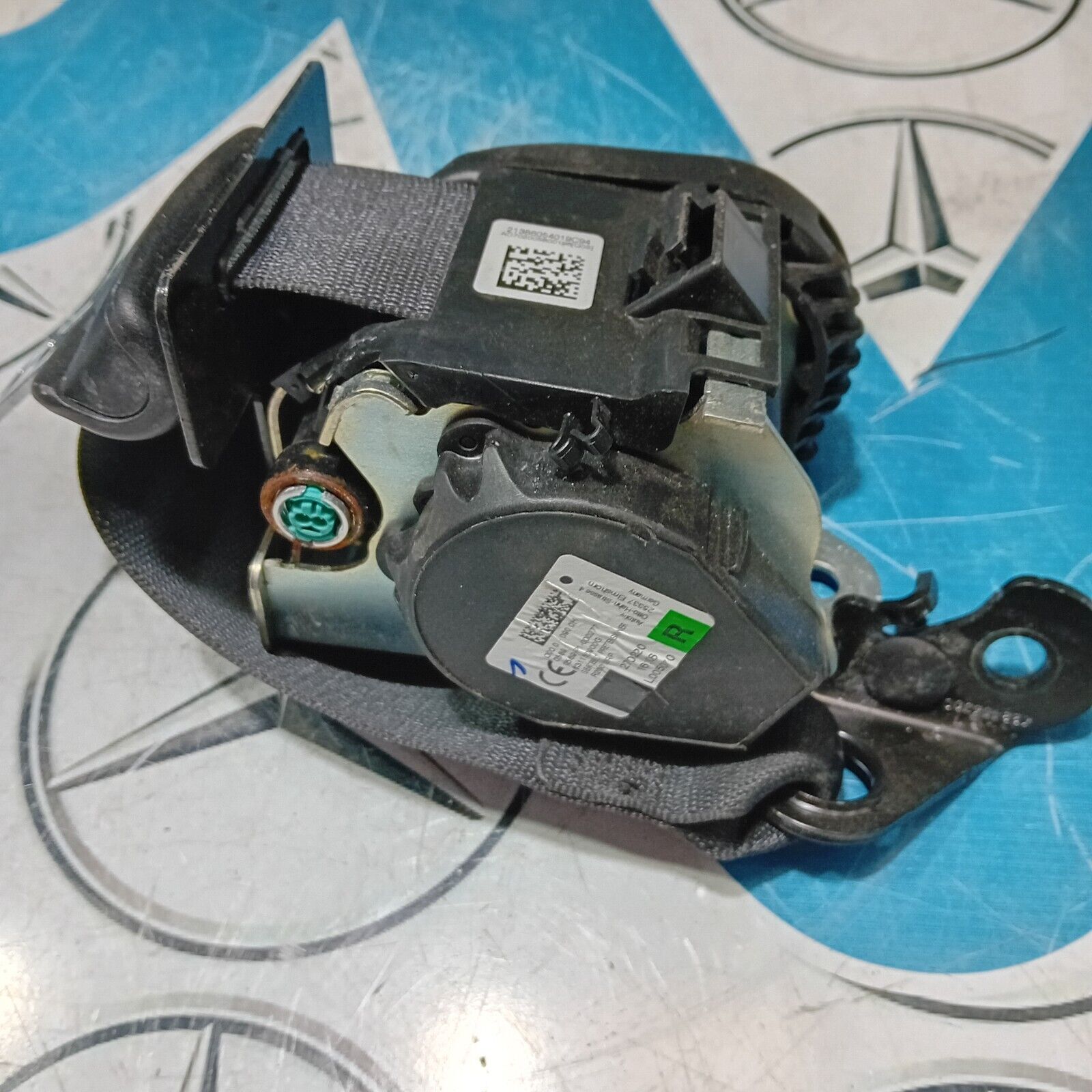 MERCEDES BENZ E CLASS 213 SALOON 2016-2021 REAR RIGHT SEAT BELT A2138605401