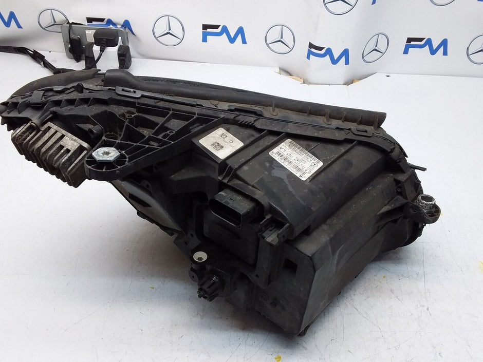 2014 MERCEDES C-CLASS W205 HEADLIGHT PASSENGER NS A1698201361 FMH138