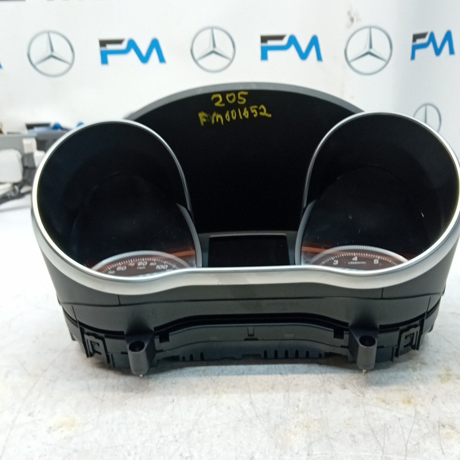 MERCEDES C-CLASS W205 SPEEDOMETER INSTRUMENT CLUSTER  A2059007033 FM001652