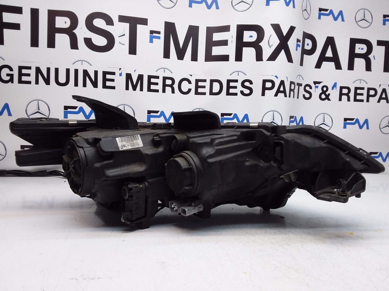 MITSUBISHI OUTLANDER MK3 2015 HEADLIGHT  PASSANGER SIDE LEFT L0094N087W FMH64