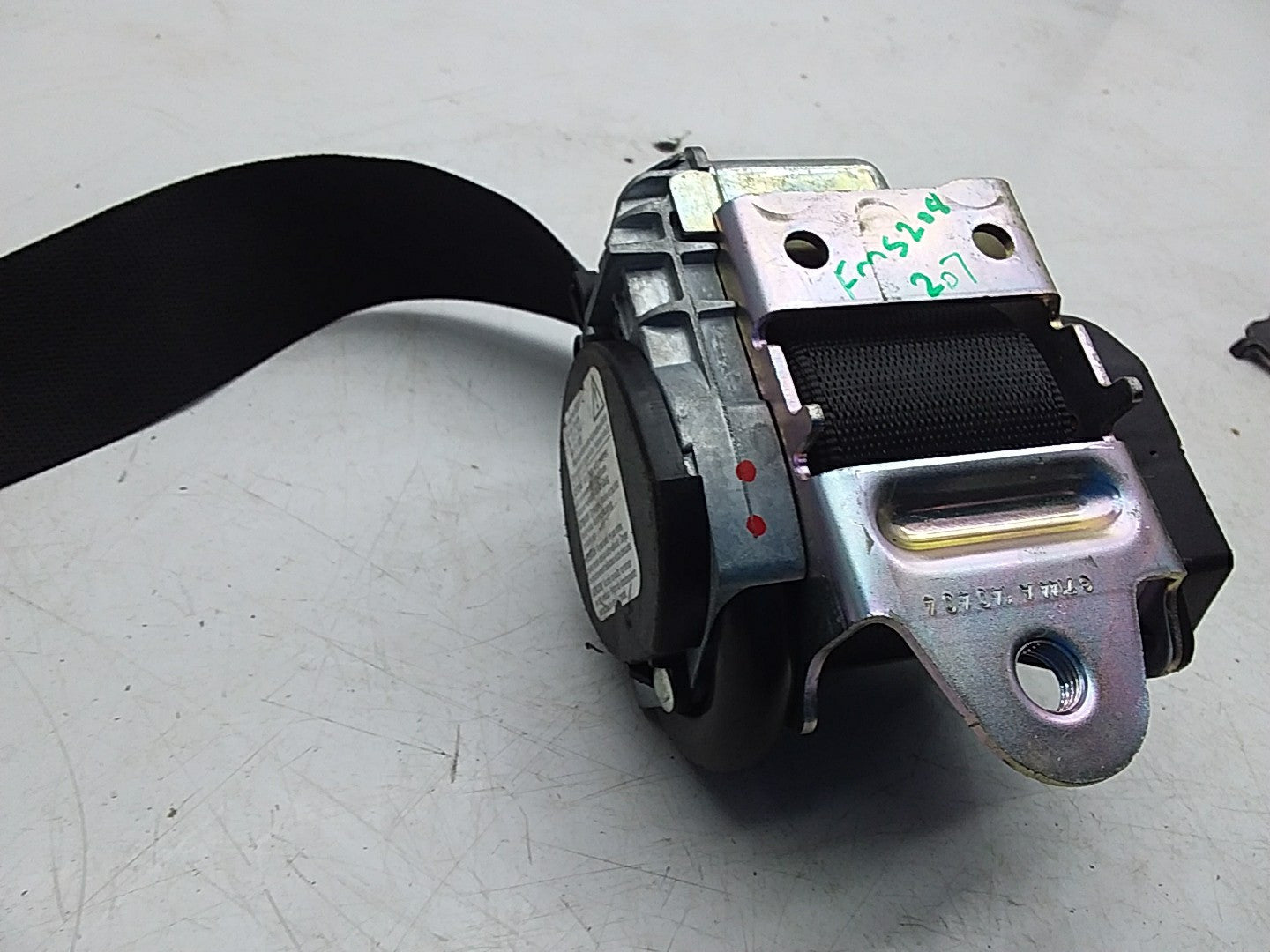 MERCEDES E-CLASS W207 SEAT BELT REAR  LEFT PASSENGER SIDE A2078603985 FMS208 NSR