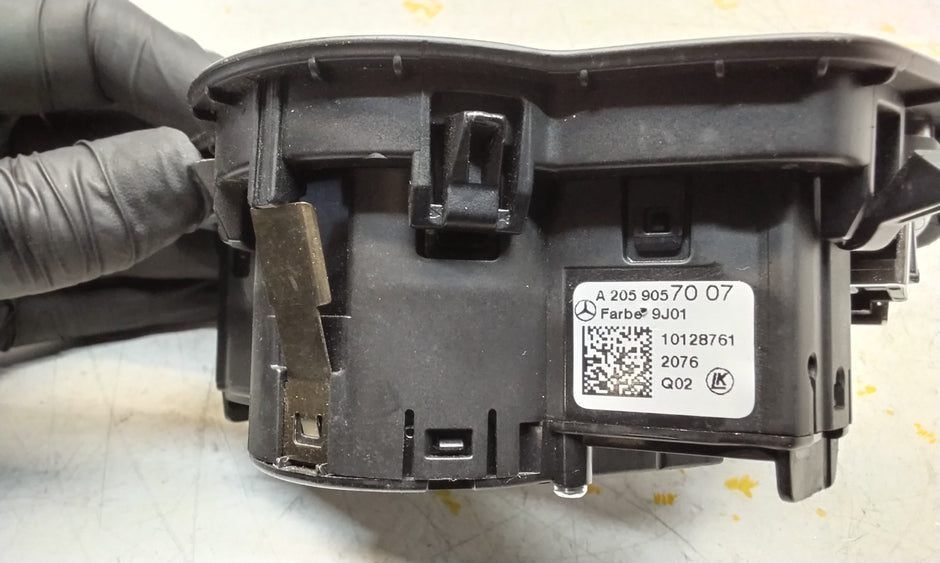 MERCEDES C-CLASS W205 HEADLIGHT CONTROL SWITCH 2014-2020 A2059057007 FM001021