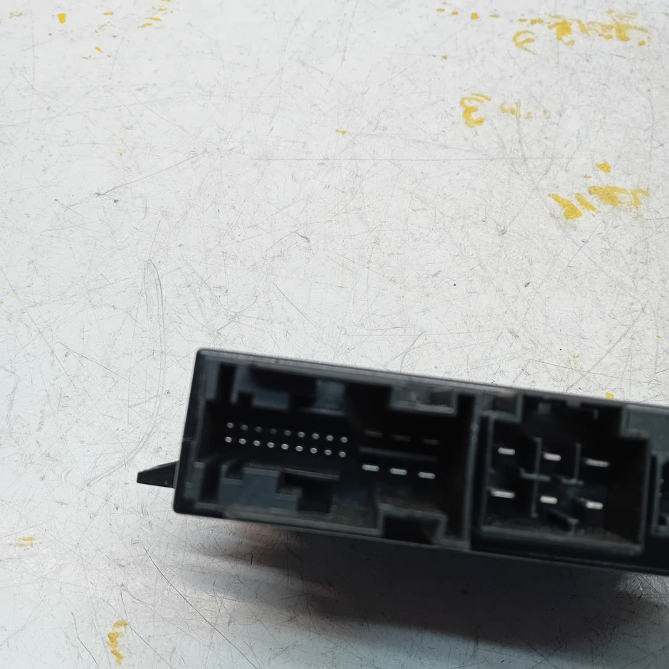 MERCEDES GLE W166 ELECTRIC TOWBAR CONTROL UNIT A1669008019 FM00868
