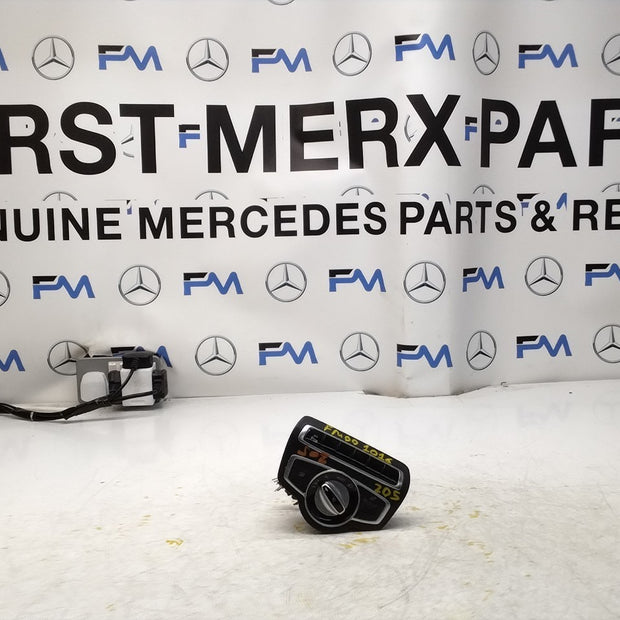 MERCEDES C-CLASS W205 HEADLIGHT CONTROL SWITCH 2014-2020 A2059057007 FM001016
