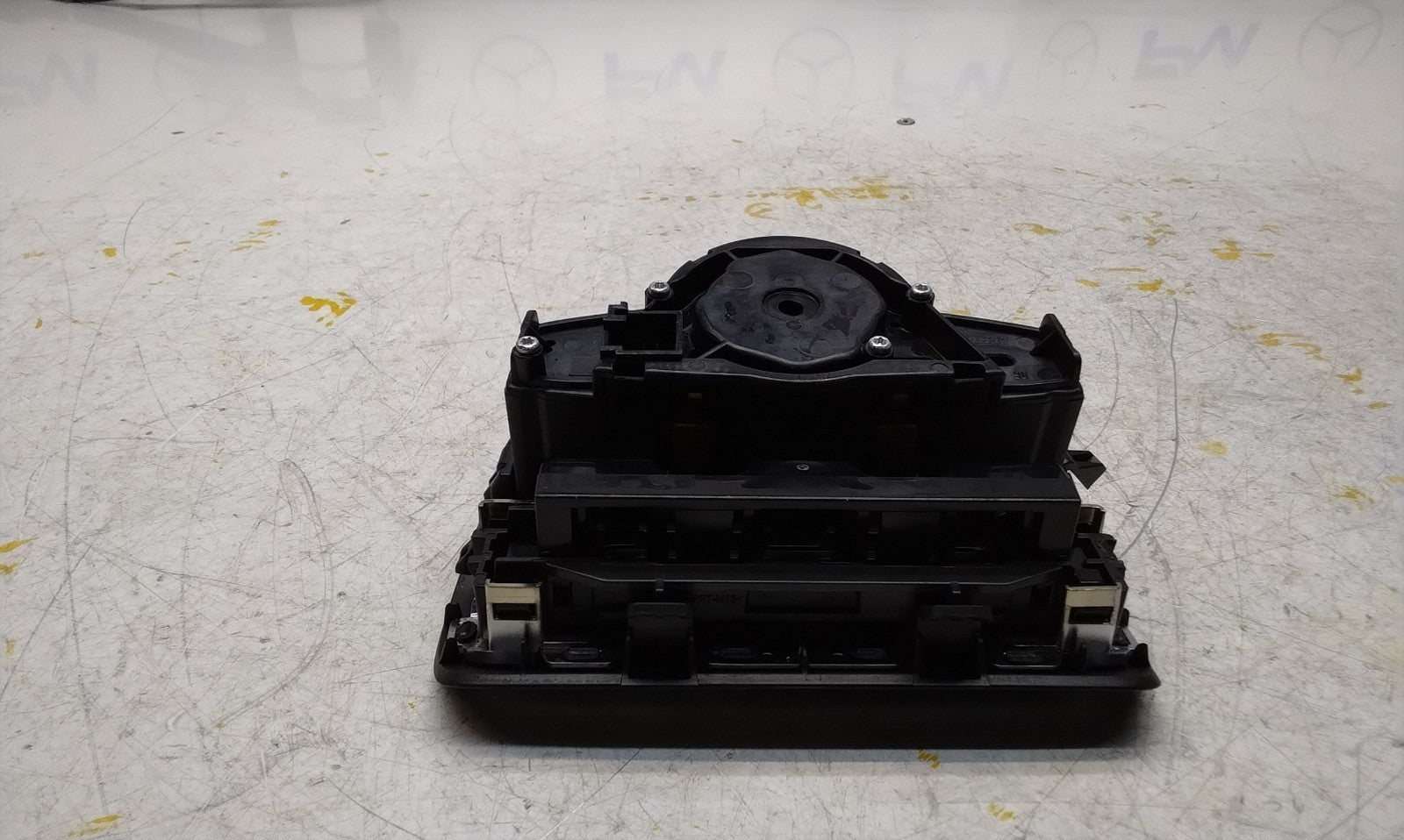 MERCEDES C-CLASS W205 HEADLIGHT CONTROL SWITCH 2014-2020 A2059057007 FM001021