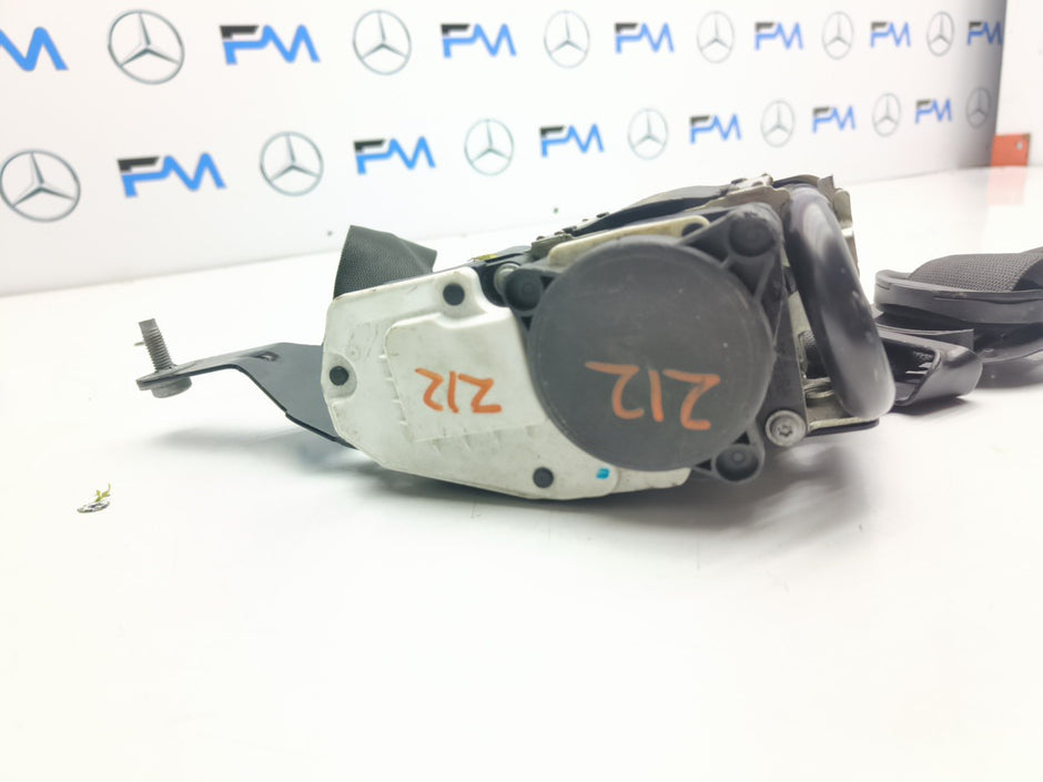 MERCEDES E CLASS W212  SEAT BELT FRONT LEFT PASSENGER SIDE A2128600786 FMS20 NSF
