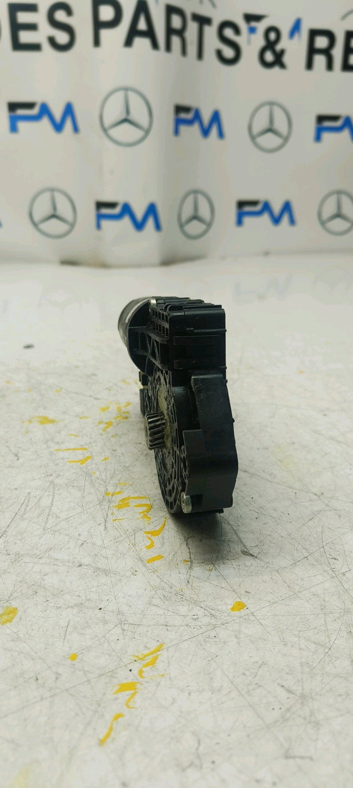 Mercedes C-CLASS W205 2018 Sunroof Motor Regulator 0390200101 FM00704