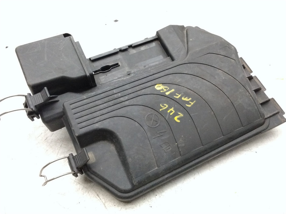 MERCEDES BENZ  B-CLASS  W246 FUSE RELAY JUNCTION BOX LID A2465400182  FMF160