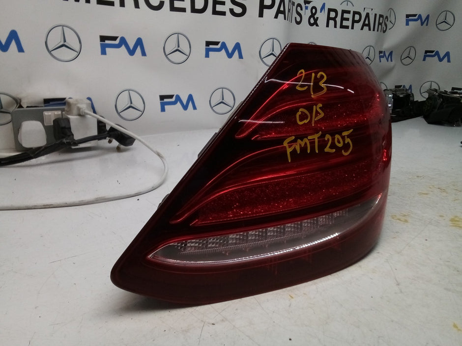 MERCEDES E-CLASS W213 DRIVER OS REAR TAIL LIGHT 2017 A2139068000 FMT205