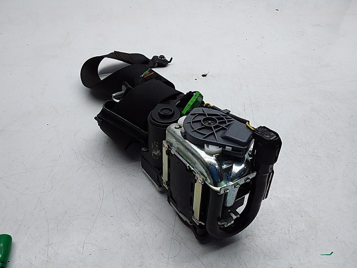 MERCEDES C-CLASS W204 SEAT BELT FRONT LEFT PASSENGER SIDE A2048604586 FMS223 NSF