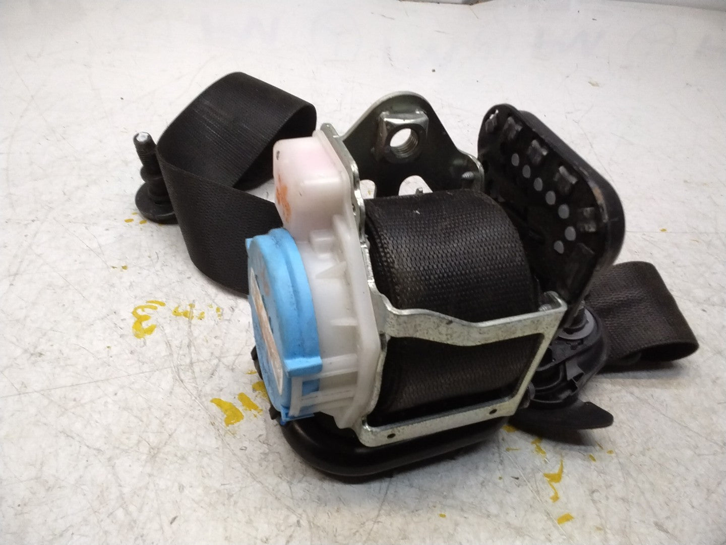 MERCEDES A CLASS SEAT BELT FRONT RIGHT A1768600285 W176 FMS181 OSF