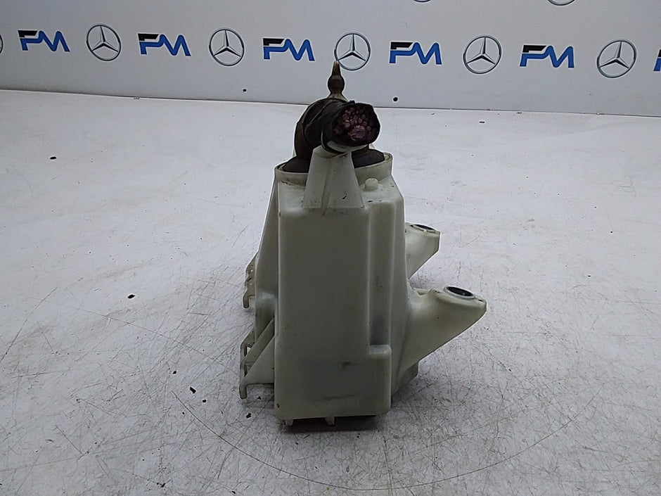Mercedes C-CLASS  W205 Fuse Relay Junction Box  FMF151  A2059981301