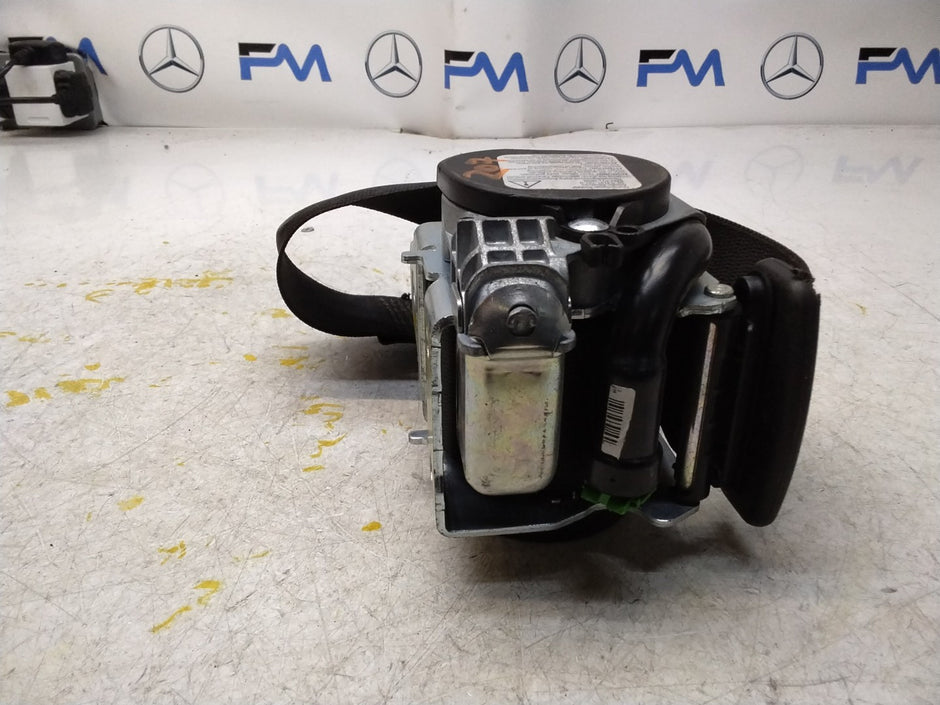MERCEDES E CLASS SEAT BELT REAR RIGHT AND LEFT A2078602385 C207 FMS452 NSR OSR