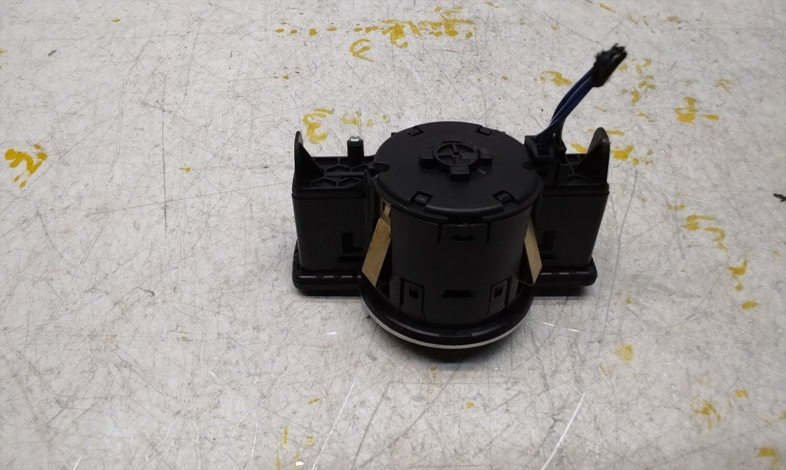 MERCEDES E-CLASS W212 HEADLIGHT CONTROL SWITCH 2012 A2129050551 FM001022
