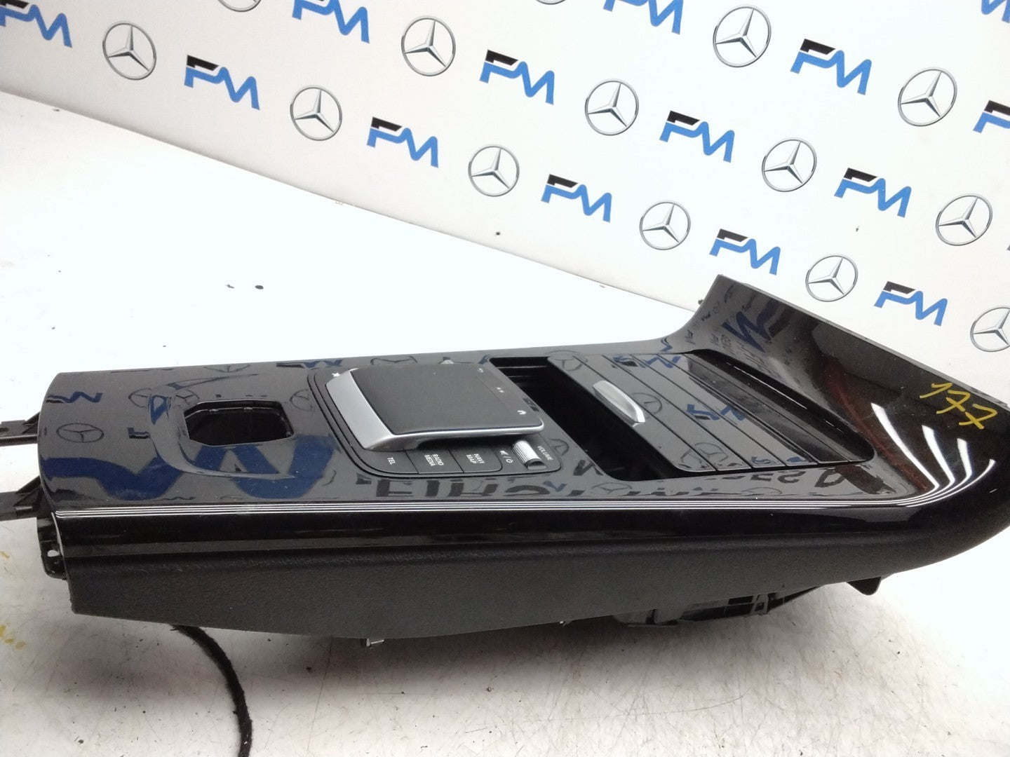 MERCEDES BENZ A-CLASS W177 CENTRE  CONSOLE   A1776805701 FMK29